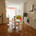 Апартаменты With Wifi - 14415